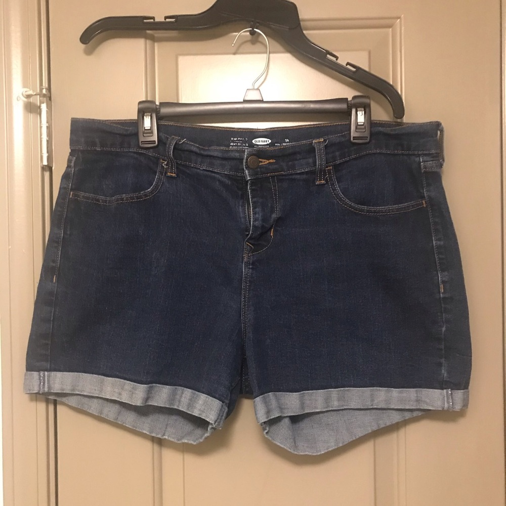 Old Navy! Shorts. Women’s 14